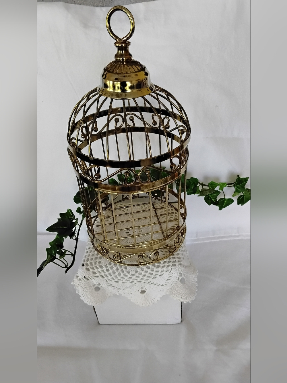 Vtg Gold  Metal Birdcage Candle Or Flower Holder
